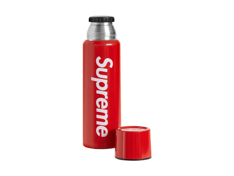 SUPREME SIGG VACUUM INSULATED 0.75L BOTTLE "RED"